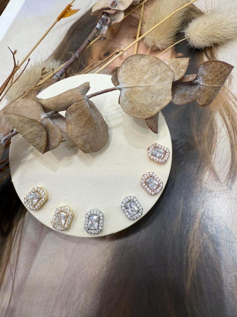 4589 - BO700 -Lot de petites boucles